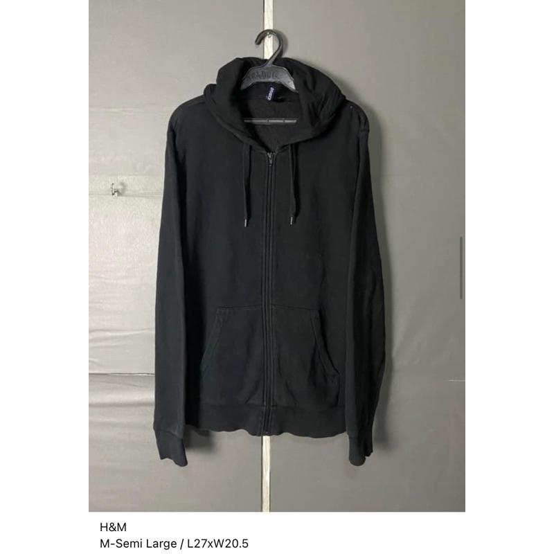 Mixed Thrift/ Ukay - Hoodie, Pullover, Puffer Jackets_B33 | Shopee ...