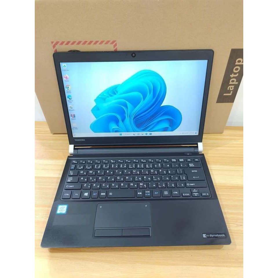 TOSHIBA Dynabook R73/J Windows 11 Pro Core i3 7100U SSD128GB RAM8GB