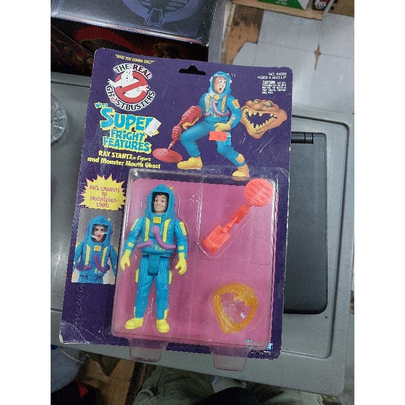 Ghostbusters Kenner Classics The Real Ghostbusters, figurine grand frisson Ray Stantz et fantôme