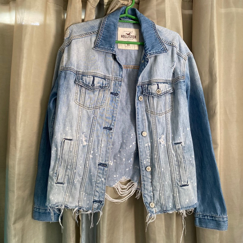 Hollister ripped denim outlet jacket