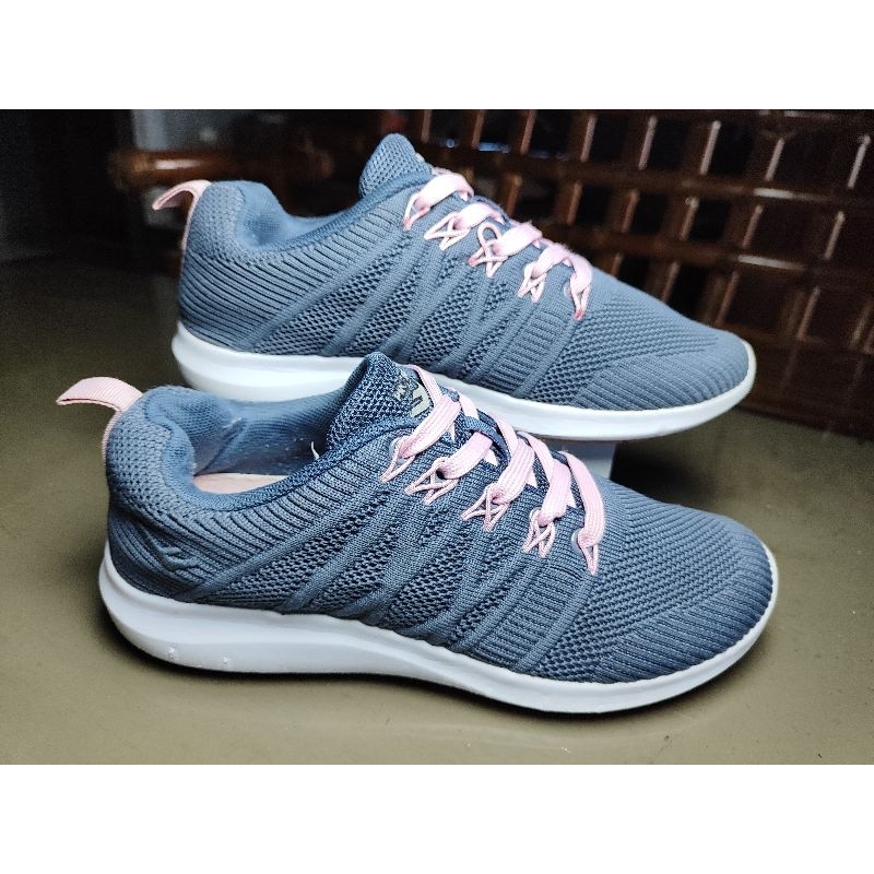 EUR 38, PROSPECS_UKAY UKAY SHOES | Shopee Philippines