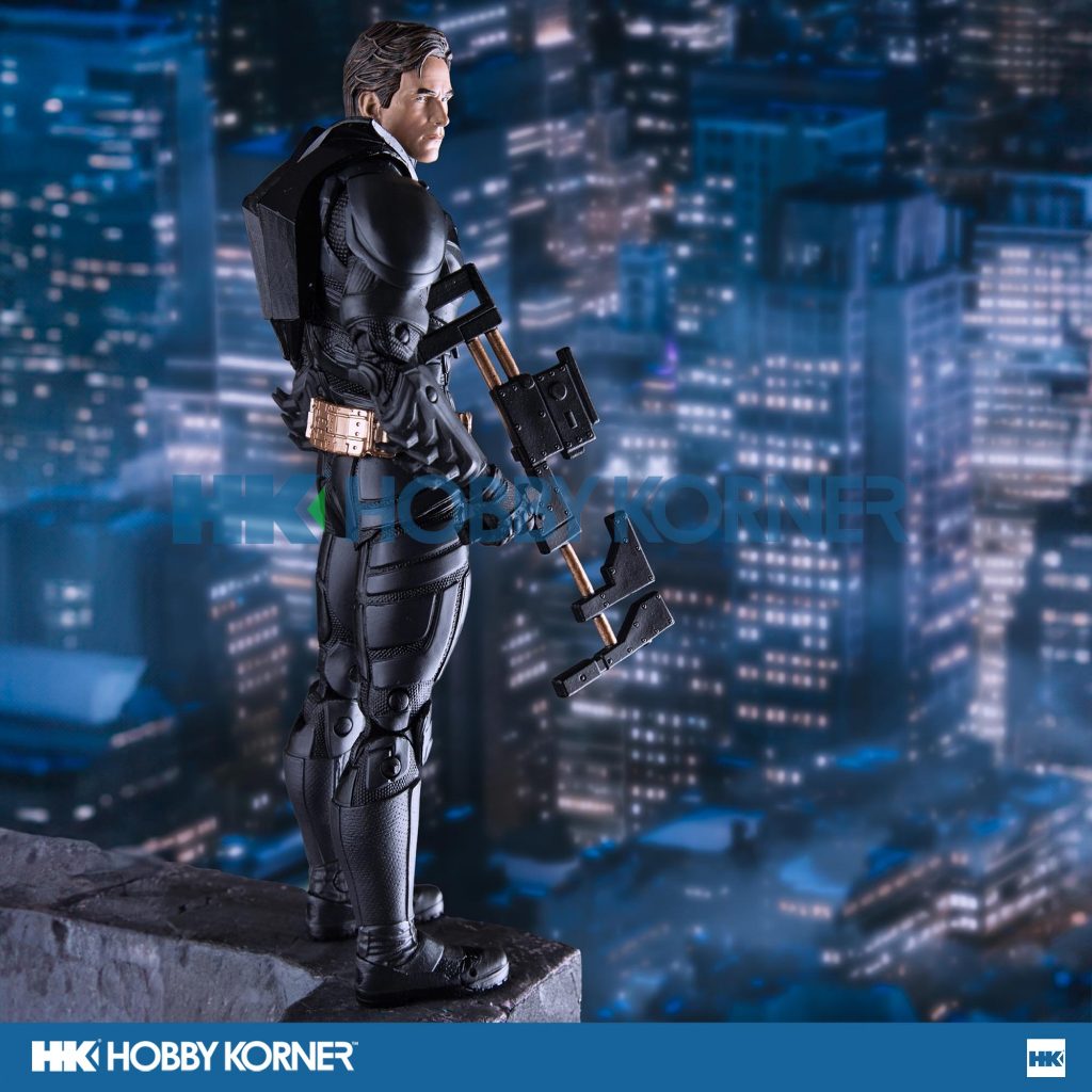 (IN STOCK) MCFARLANE TOYS 7 MF17169 Inch Scale Batman Skydive (The