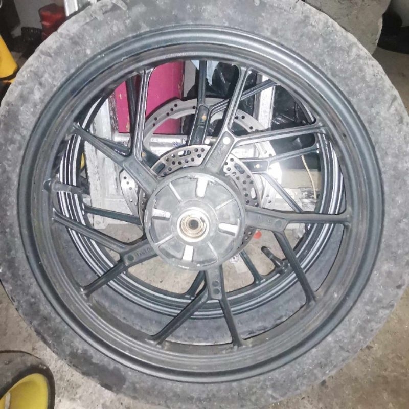 ⭐2nd Hand Stock Mags With Tire From Raider 150 Carb Shopee Philippines