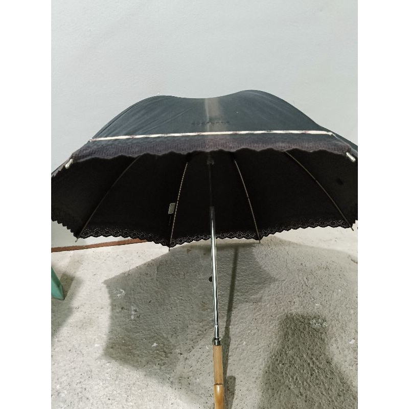 Authentic burberry outlet umbrella