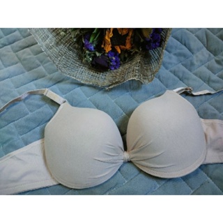 Push up Triumph bra with wire onhand 34,36,38ab