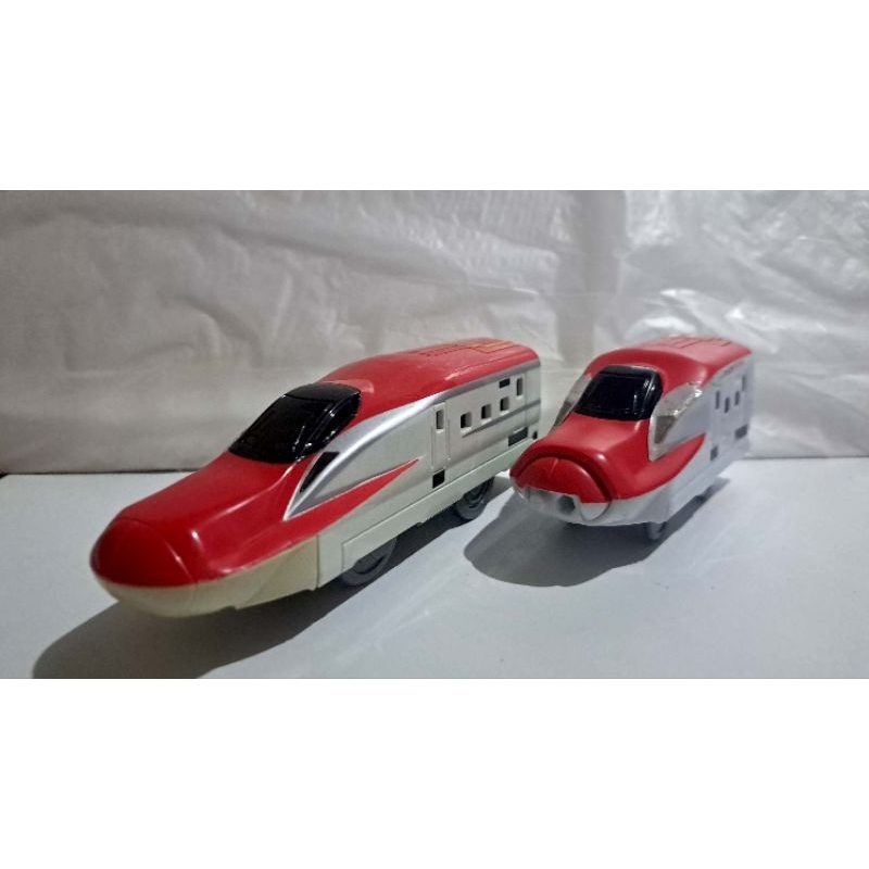 Preloved Tomy Japan plarail Red Shinkansen with Mcdo train | Shopee ...