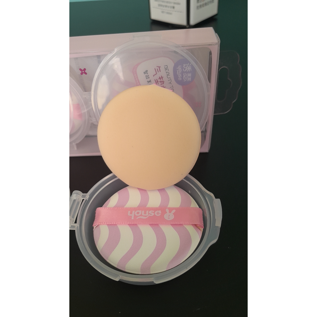 2pcs Powder Puff Sponge with Case | Shopee Philippines