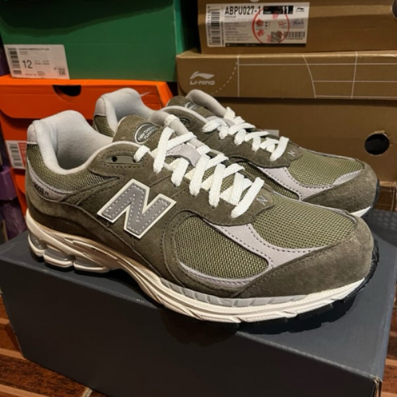 footlocker electric green