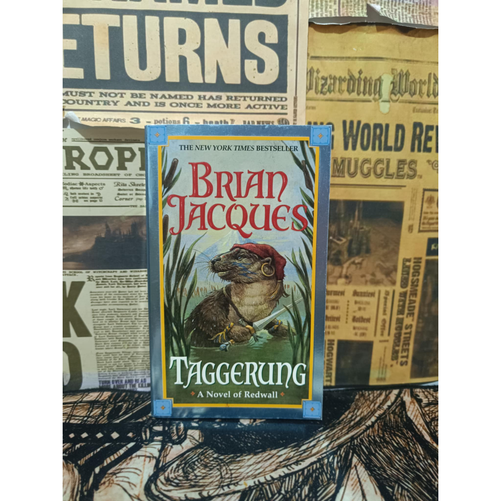 Redwall #14 - Taggerung by Brian Jacques | Shopee Philippines