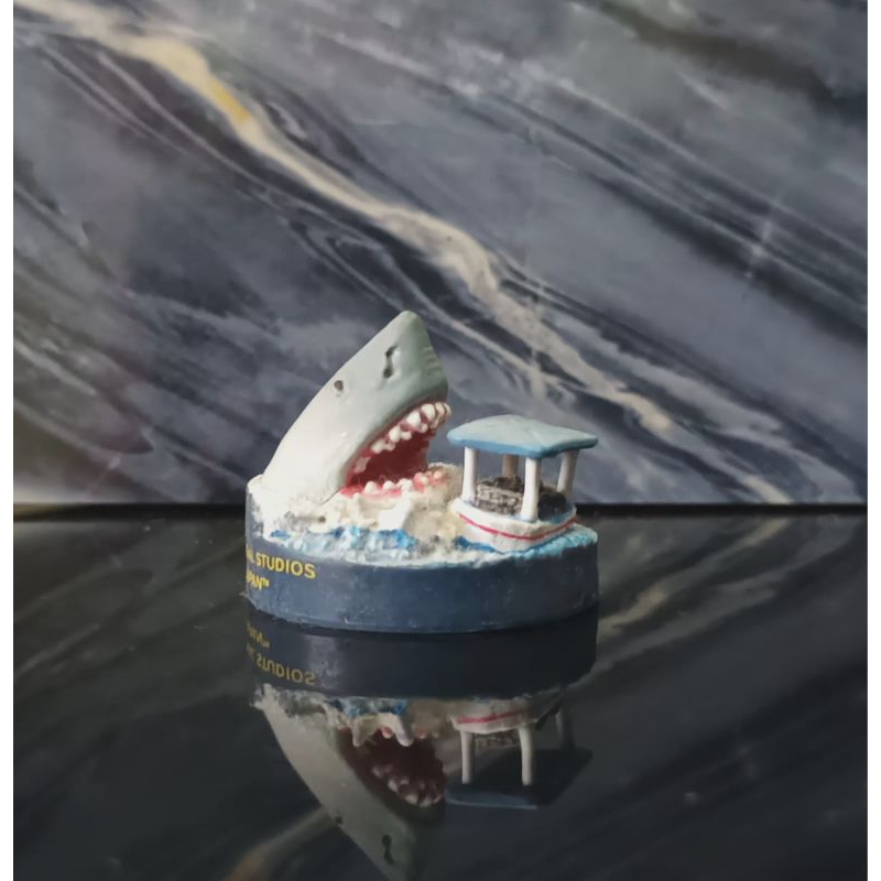 USJ Universal Studios Japan JAWS Ride Ship Mini Figure | Shopee Philippines