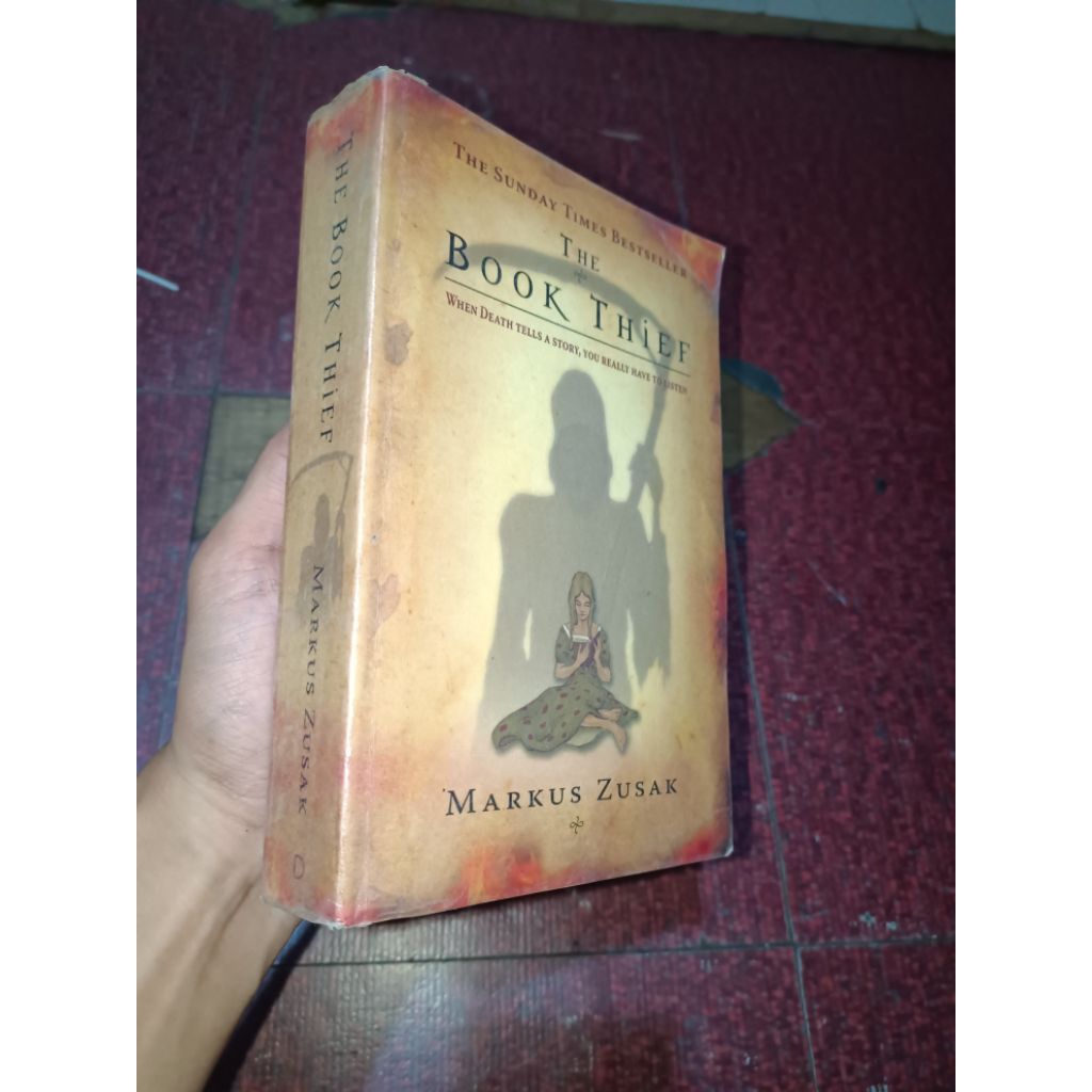 The Book Thief by Markus Zusak | Shopee Philippines