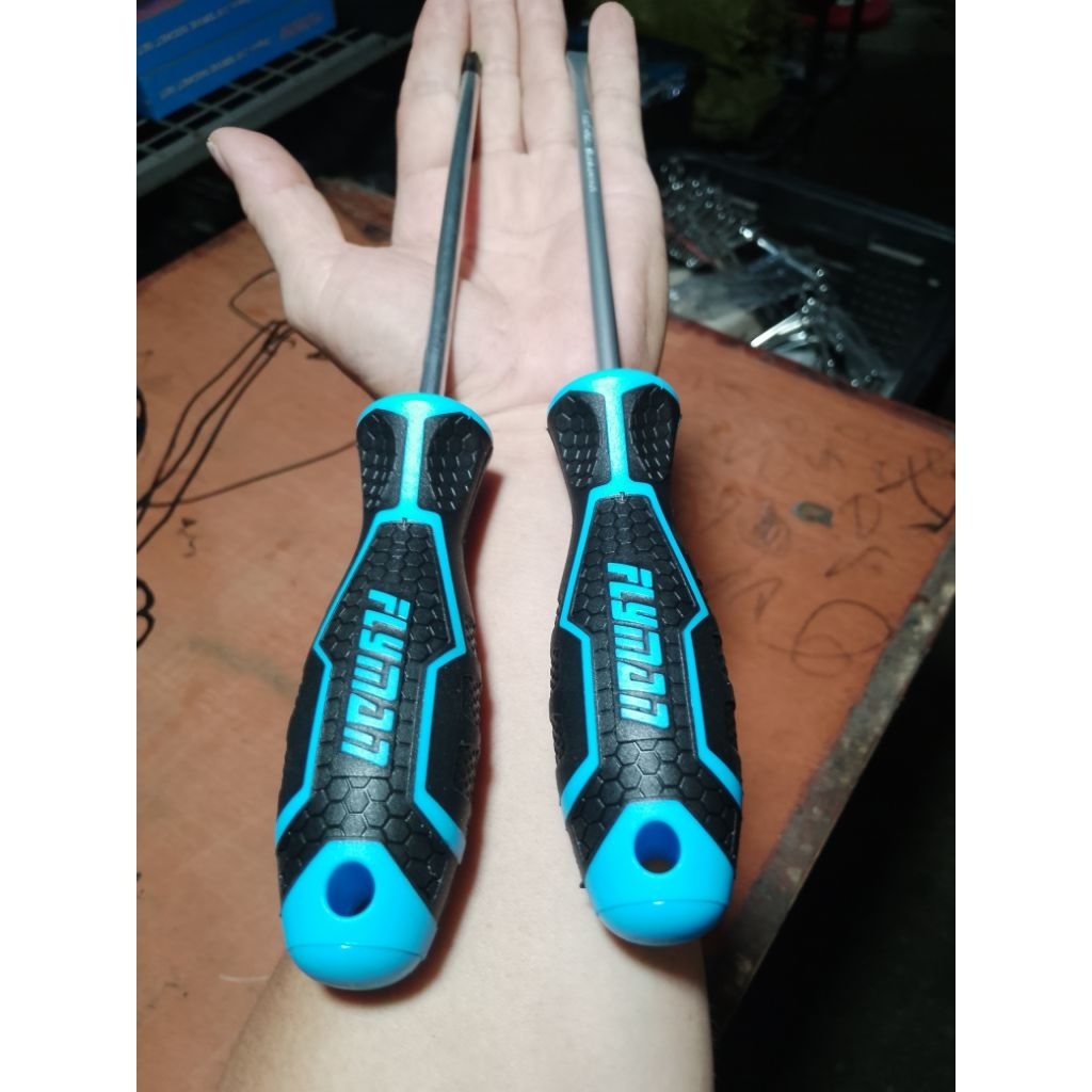 FLYMAN 2pcs screw driver Philip and flat original Usa | Shopee Philippines