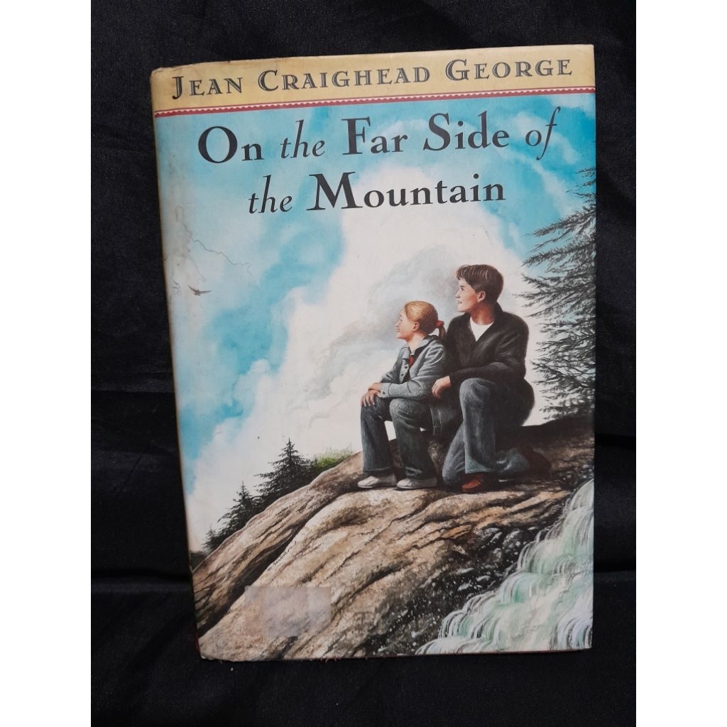 ON THE FAR SIDE OF THE MOUNTAIN BY: JEAN CRAIGHEAD GEORGE | Shopee ...