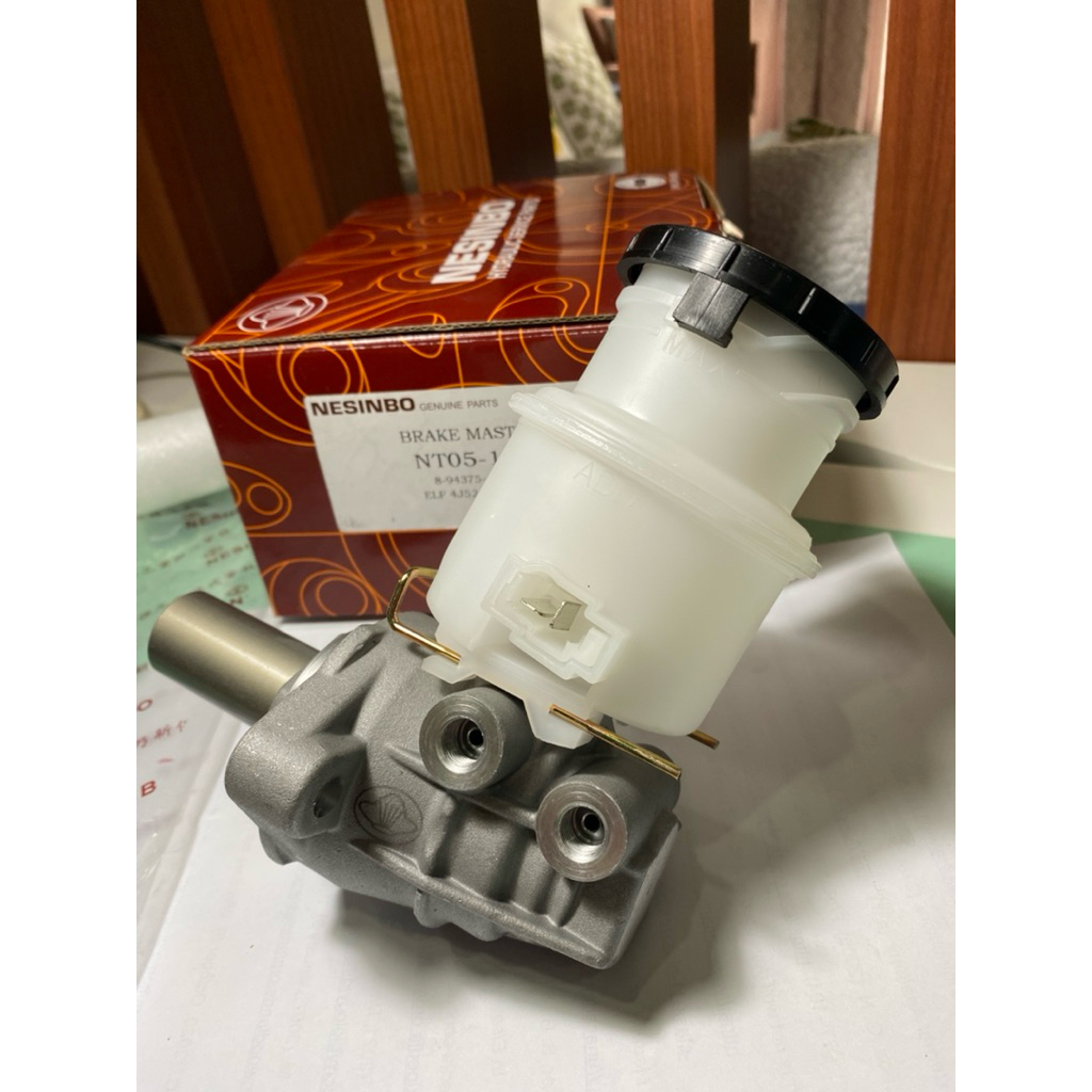 NESINBO BRAKE MASTER ASSY. ISUZU ELF 4JG2, TROOPER 6VD1 W/ RESERVOIR 1 ...
