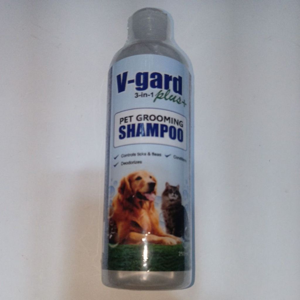 V-GARD 3in1 PLUS PET SHAMPOO and CONDITIONER in ONE for Dogs and