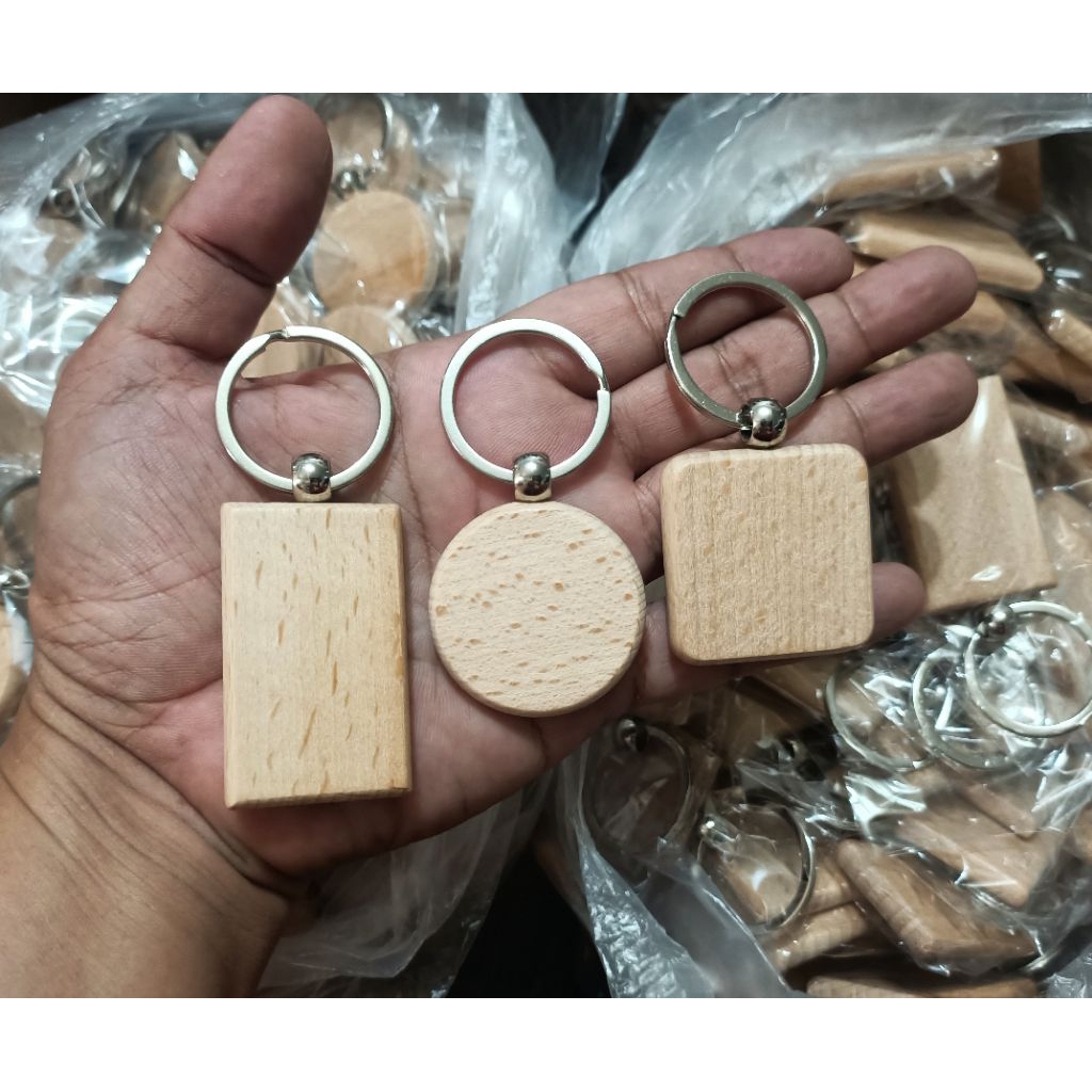 50 Pcs / 100 Pcs. Wooden Keychain | Shopee Philippines