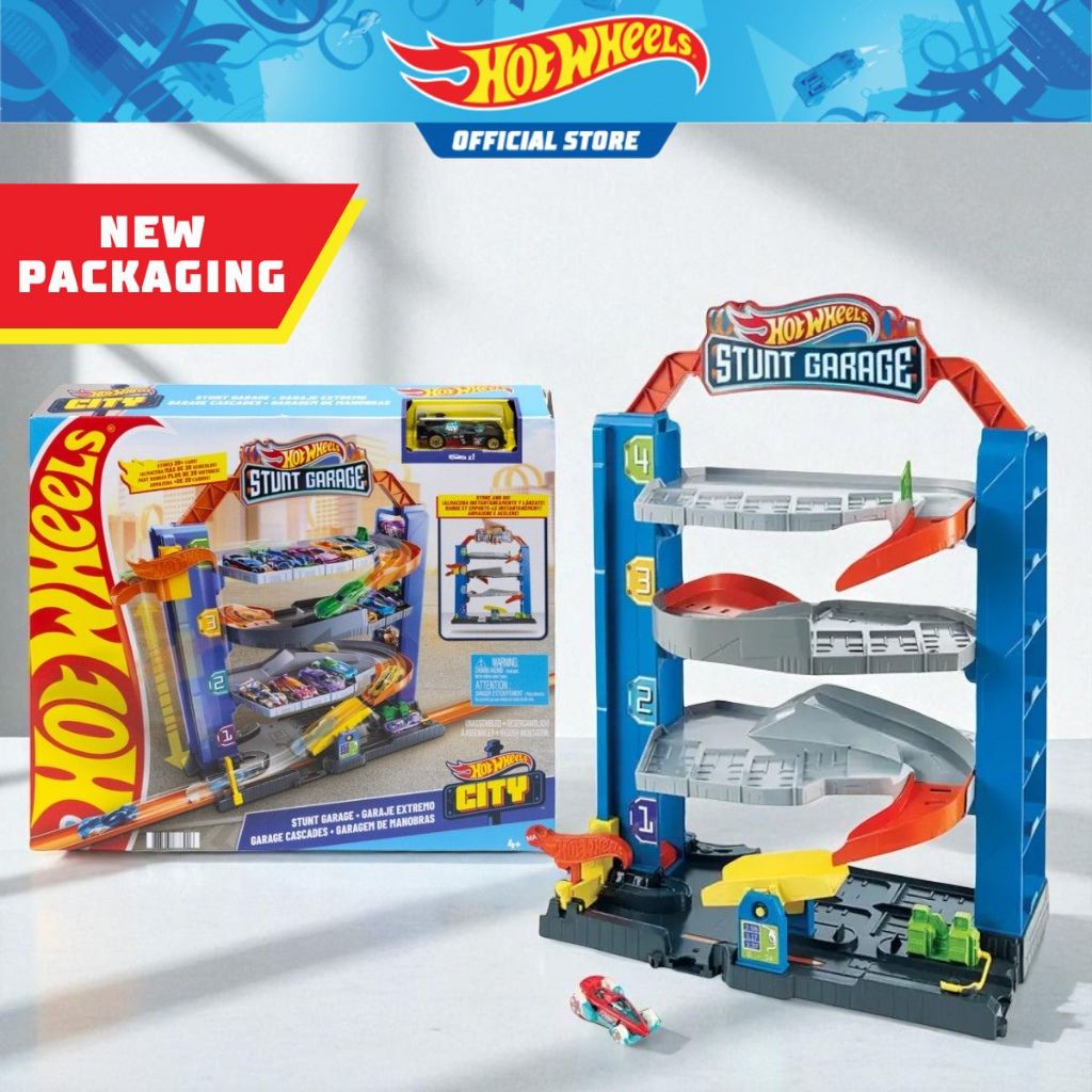 Hot Wheels Stunt Garage Play Set with Diecast Vehicle parking