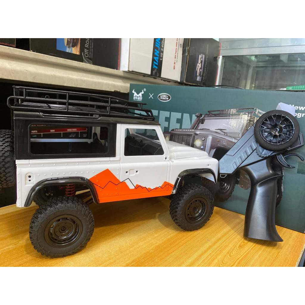 MN-99 2.4G 1/12 4WD RTR Crawler RC Car For Land Rover 70 Anniversary ...