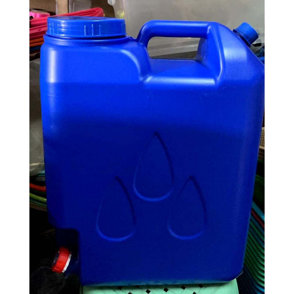 5 Gallons(20liters )Water Container Water Jug with Handle | Shopee ...