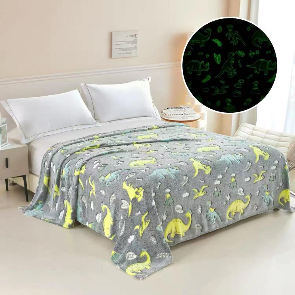 JH Glow in the Dark Stars Flannel Sofa Bed Luminous Blanket Throw