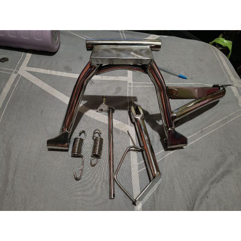 Honda click v2 v3 stainles centerstand | Shopee Philippines