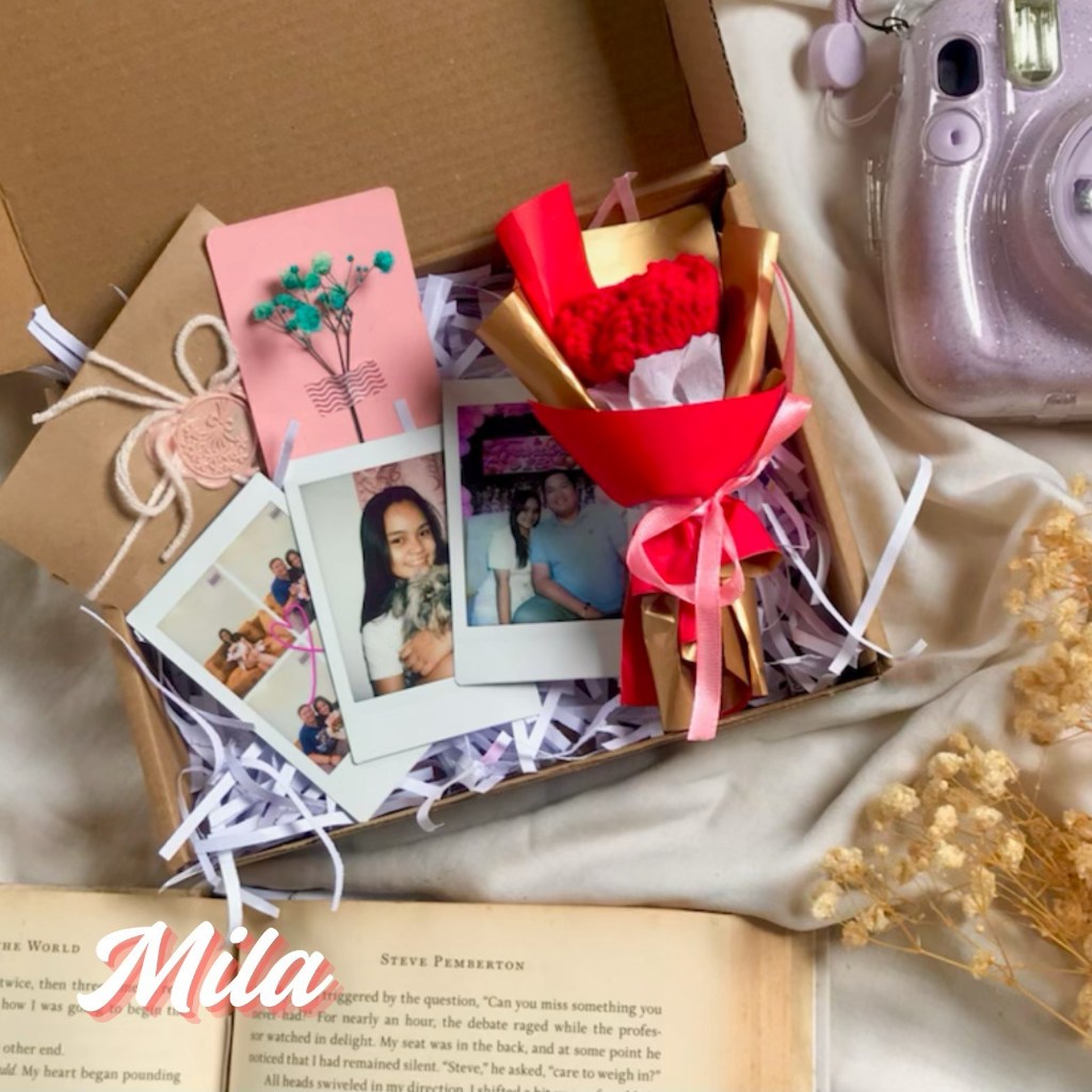 Instax set with a crochet mini flower | Shopee Philippines