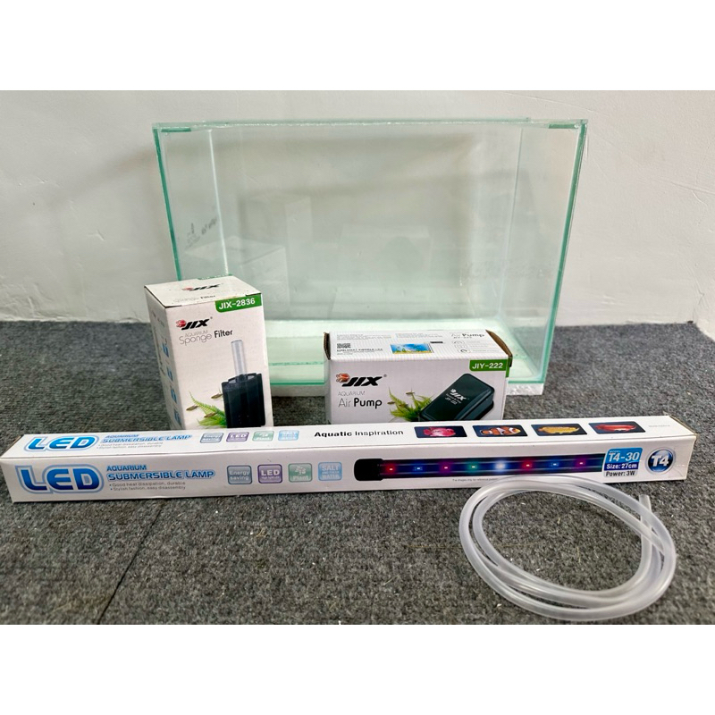 Snapshot of 2 5 Gallons Aquarium Rimless And Non Strip Starter Package With Free