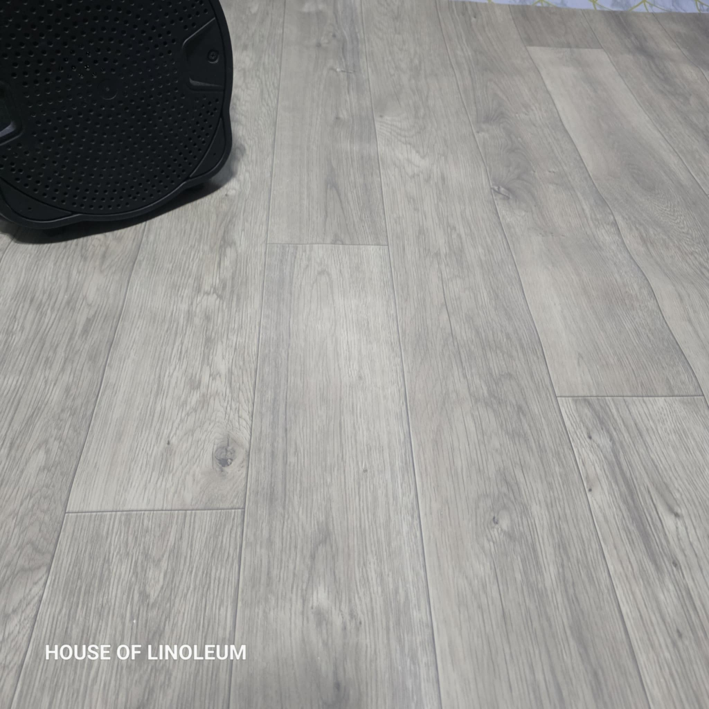 renolium flooring durable, water-resistant