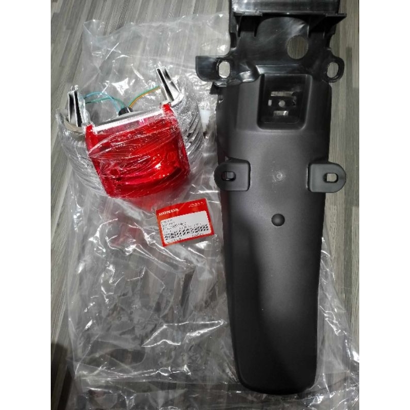 REAR FENDER WITH TAIL LIGHT WAVE ALPHA OLD 100 /110 | Shopee Philippines