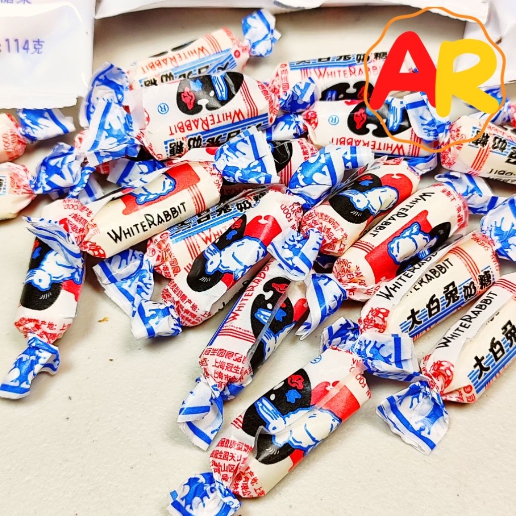 White Rabbit Creamy Candy with Edible Rice Paper Wrapper approx 125 go ...