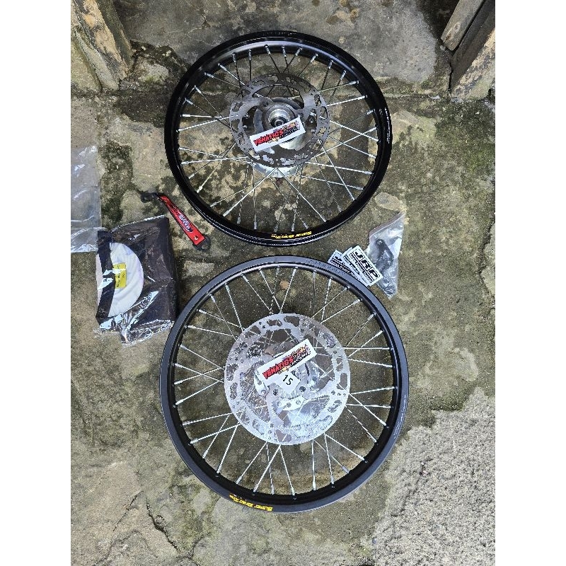 SDR RIMSET RAIDER 150 FI/CARB ASSEMBLED | Shopee Philippines