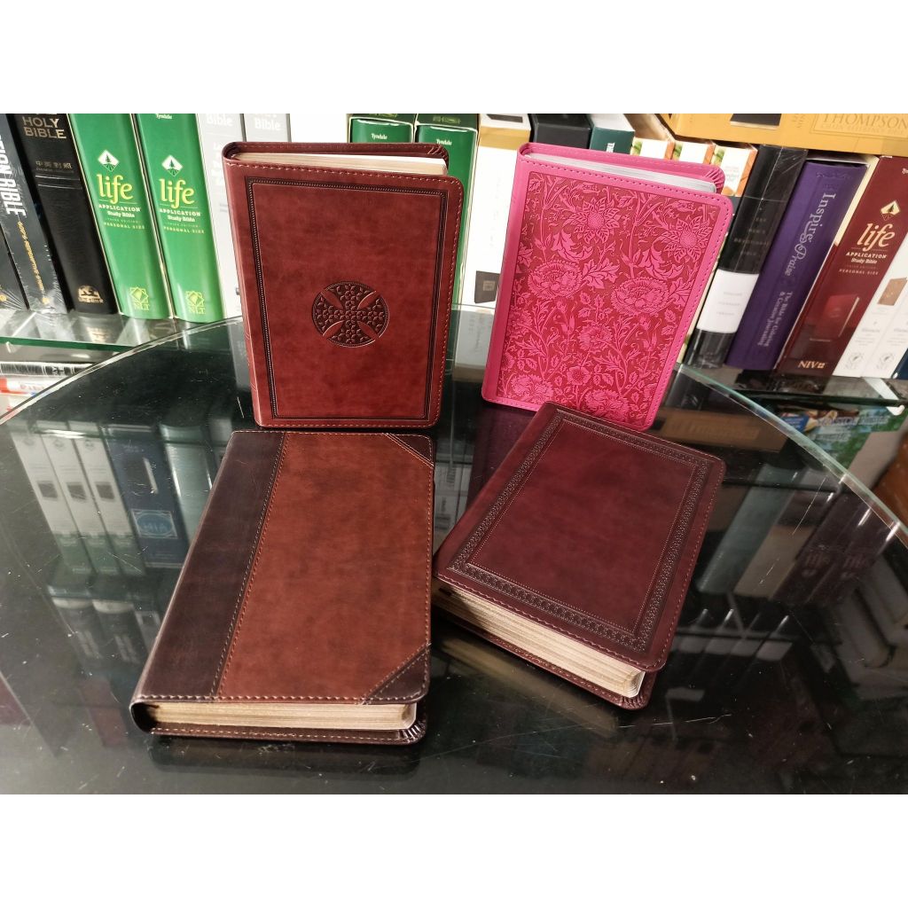 PCBS ESV Large Print Compact Bible (FONT SIZE 8/RED LETTER EDITION/WITH ...