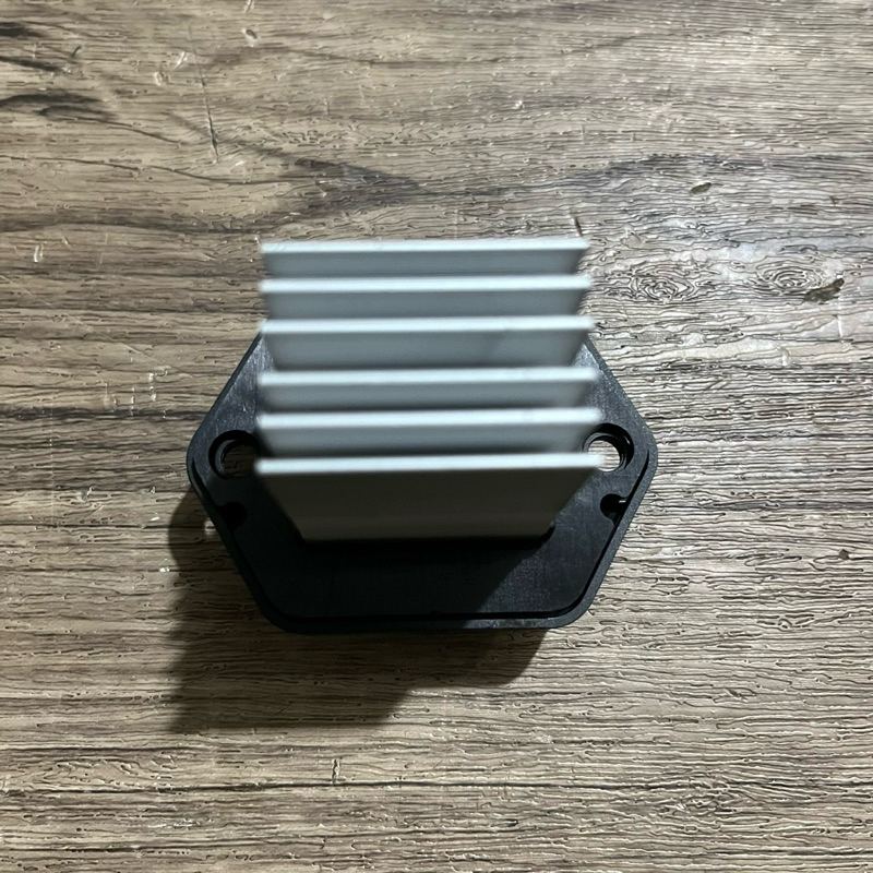 Hyundai Tucson / Kia Sportage 2011-2015 AC Resistor Block 3 Pins ...