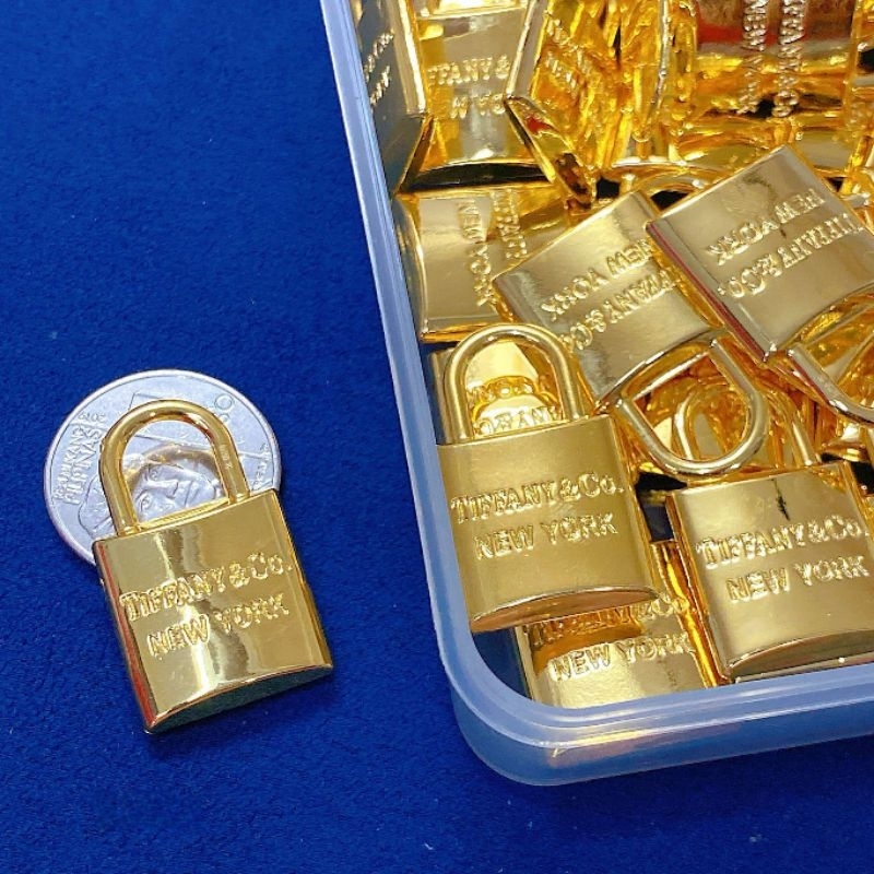 COD 18k Saudi Gold Jen B's Padlock Design Pendant Solid Pawnable ...