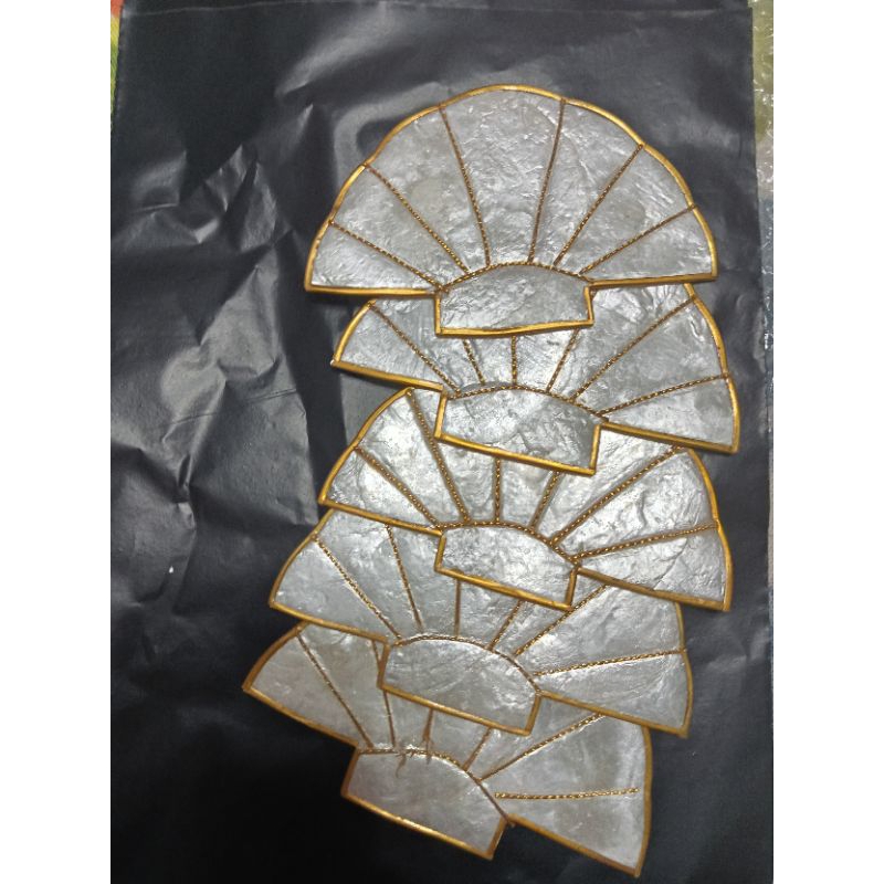 Capiz Shells w/ Gold Borders | Shopee Philippines