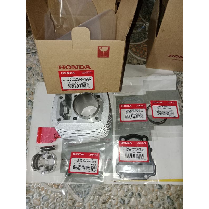 CB125 CYLINDER BLOCK KIT with free valve seal steam HONDA GENUINE ...