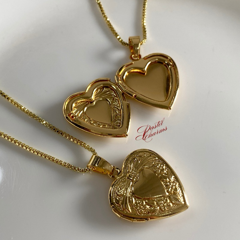 𝐀𝐮𝐫𝐞𝐥𝐢𝐚 • Premium Photo Locket Customized Necklace by 𝐏𝐚𝐬𝐭𝐞𝐥 𝐂𝐡𝐚𝐫𝐦𝐬 ...