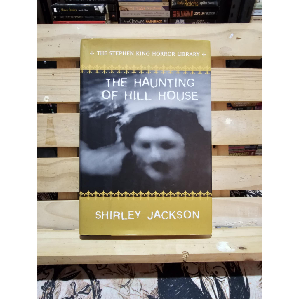 Hardcover - The Haunting of Hill House by Shirley Jackson (The Stephen ...