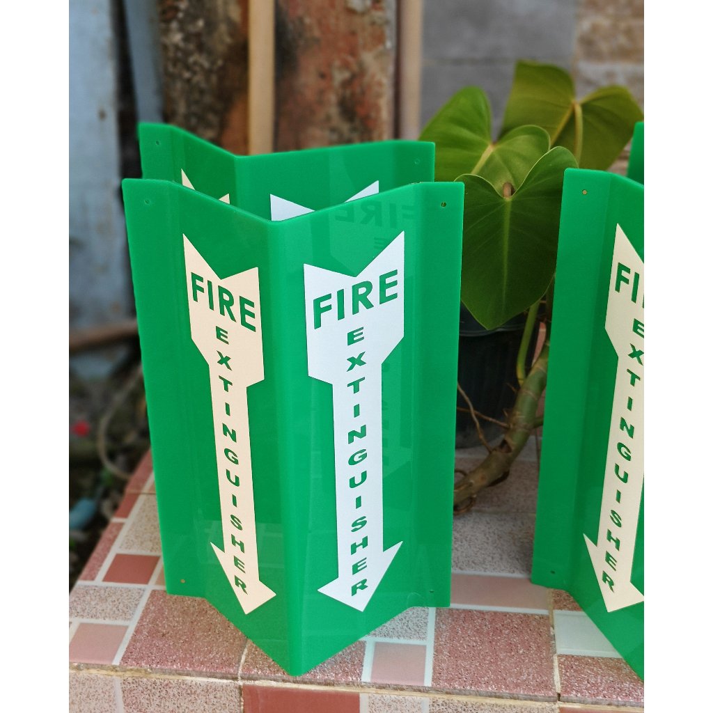 FIRE EXTINGUISHER / ACRYLIC 3mm signage green / red LUMINOUS or non ...
