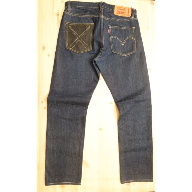 KAWS & LEVIS COLLAB 501 BIG E RARE COLLECTORS DENIM | Shopee