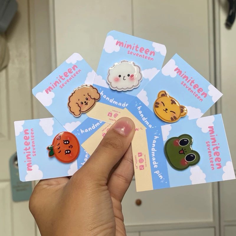 Miniteen Handmade Pins – SEVENTEEN Collection Fan made