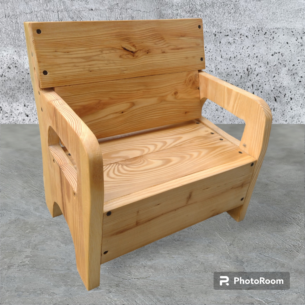Wooden Chair for Kids Sturdy Built Bench Park Chair Made Of Solid Wood