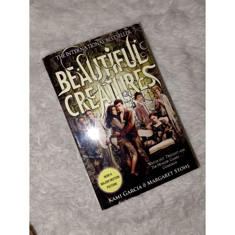 Beautiful Creatures by Kami Garcia and Margaret Stohl | Shopee Philippines