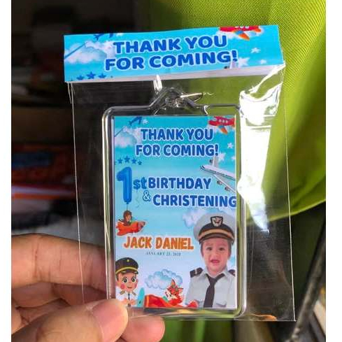 Customized Ref Magnet/Keychain Souvenirs for christening or wedding ...