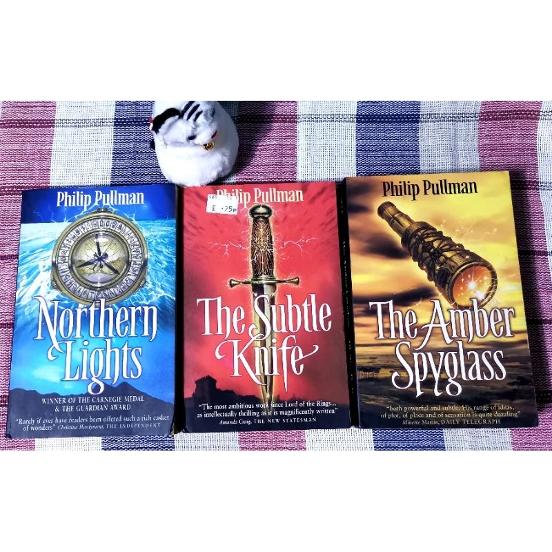 His Dark Materials: Gift Edition including all three novels