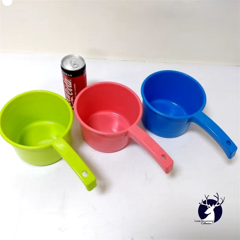 HIGH QUALITY 3PCS PLASTIC WATER DIPPER BATHROOM DIPPER MULTIPURPOSE ...