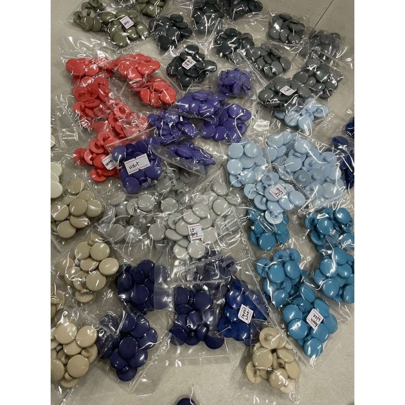 15mm Matte Colored Plastic Buttons (Per Dozen) | Shopee Philippines