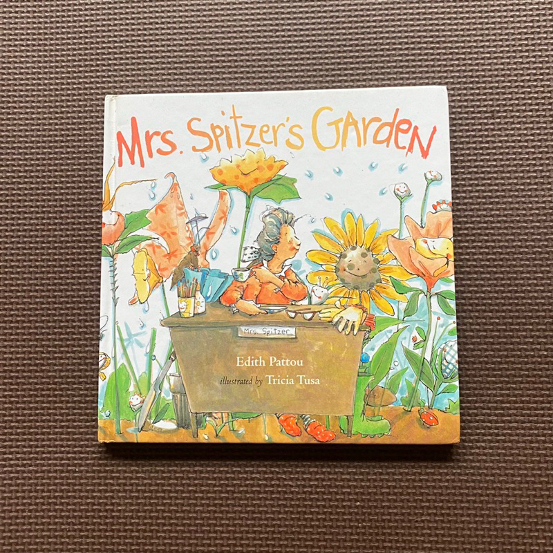 Mrs.Spitzer's Garden (Hardbound) | Shopee Philippines