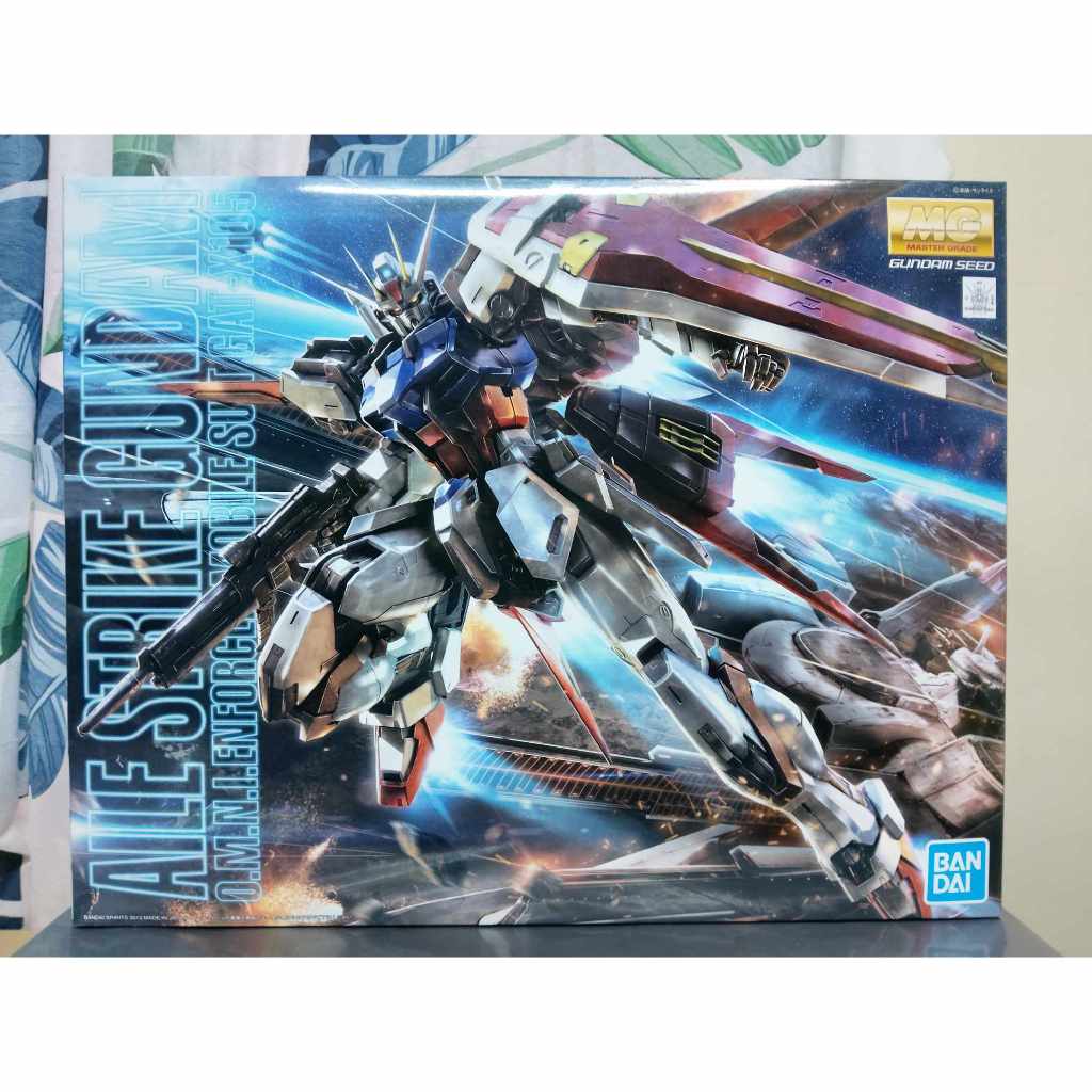 Bandai - Gunpla - 1/100 MG - GUNDAM AILE STRIKE GUNDAM VER. RM Figurine Bandai - Gunpla - 1/100 MG - GUNDAM AILE STRIKE GUNDAM VER. RM Figurine