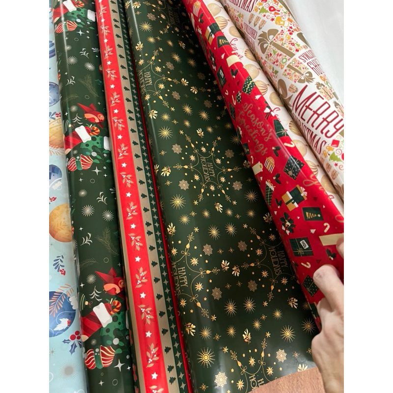10pc Christmas Gift Wrapper Coated Thick Wrapping 20x28